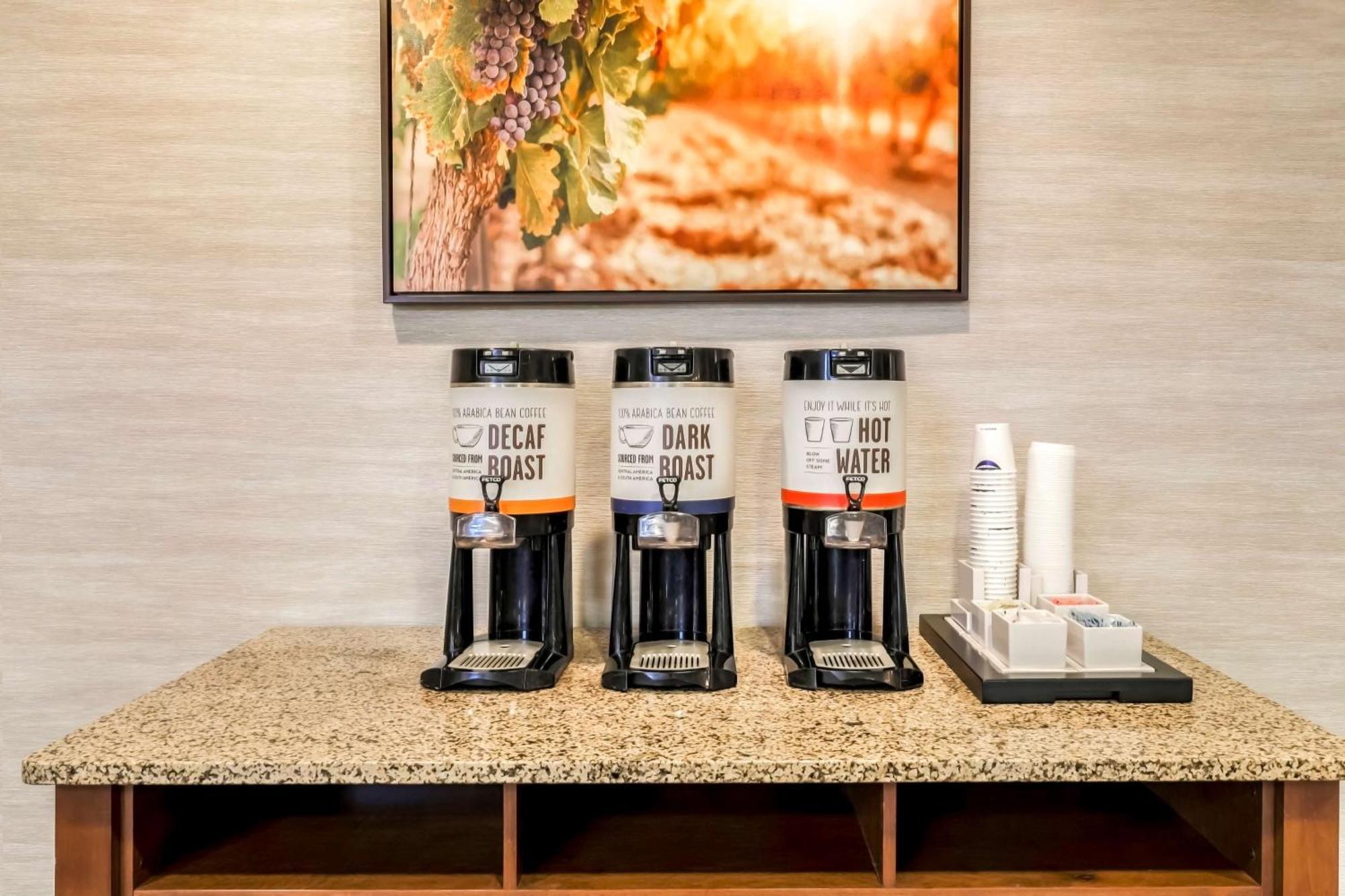 Hampton Inn & Suites Windsor-Sonoma Wine Country Luaran gambar