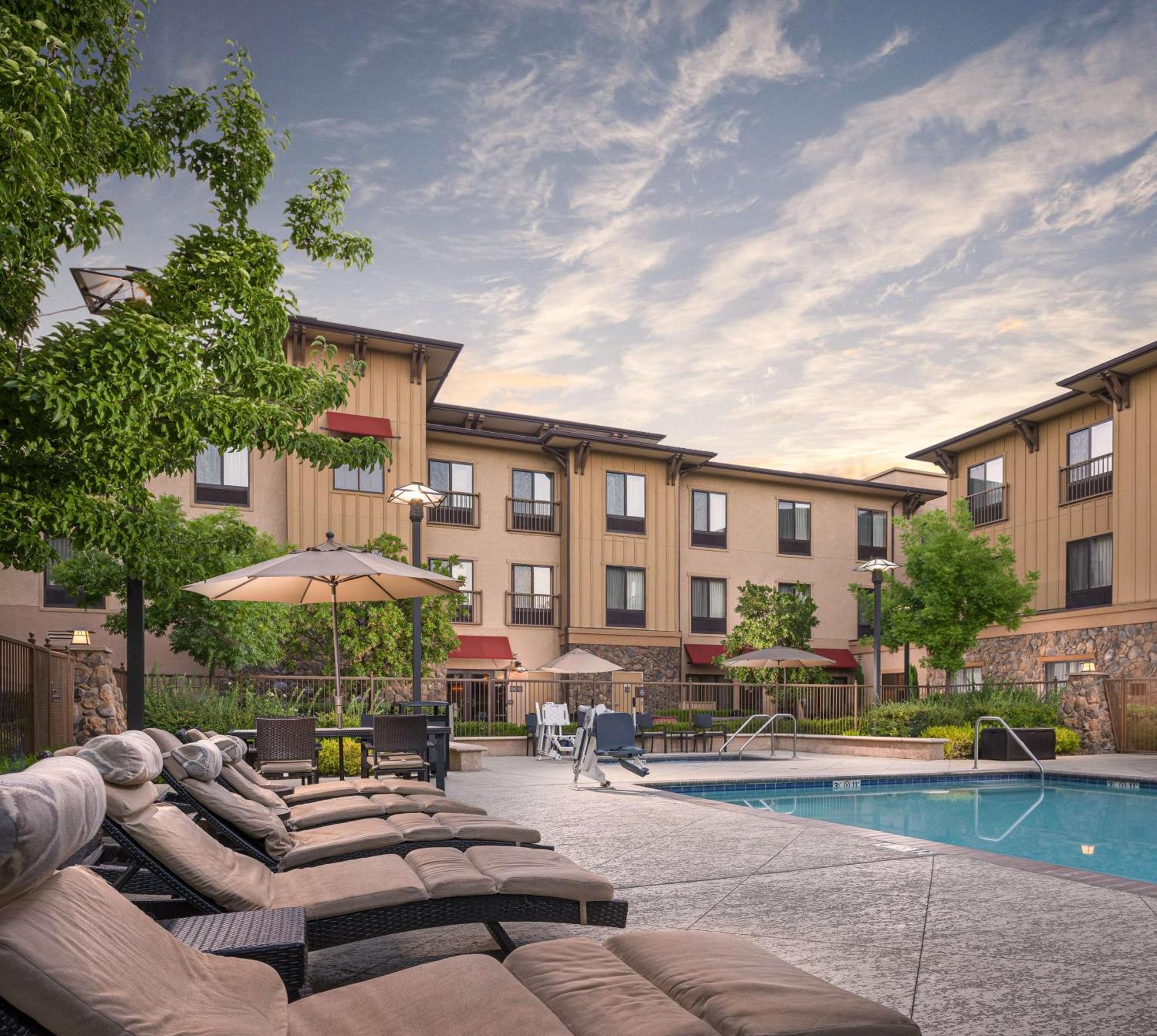 Hampton Inn & Suites Windsor-Sonoma Wine Country Luaran gambar