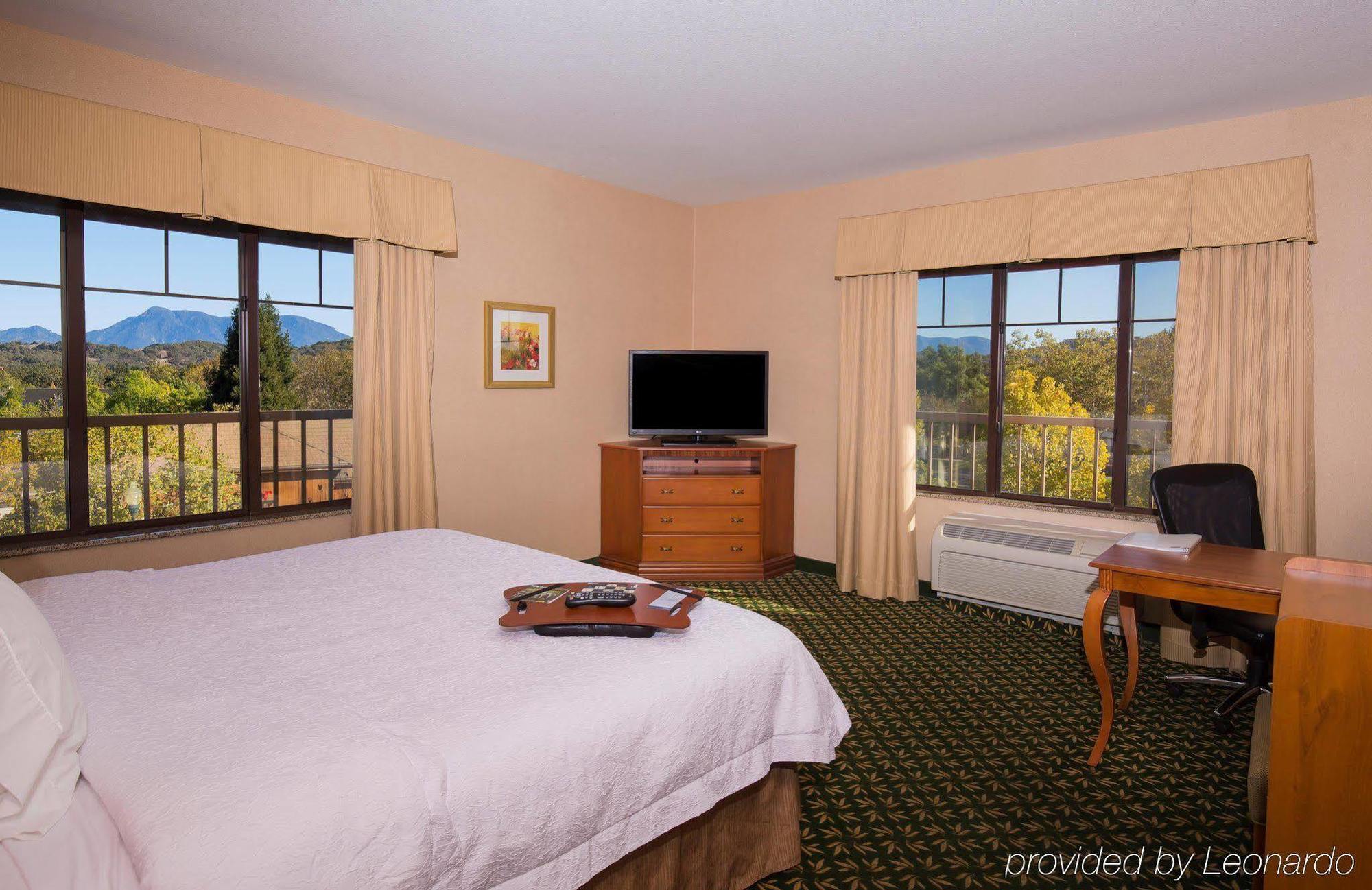 Hampton Inn & Suites Windsor-Sonoma Wine Country Luaran gambar